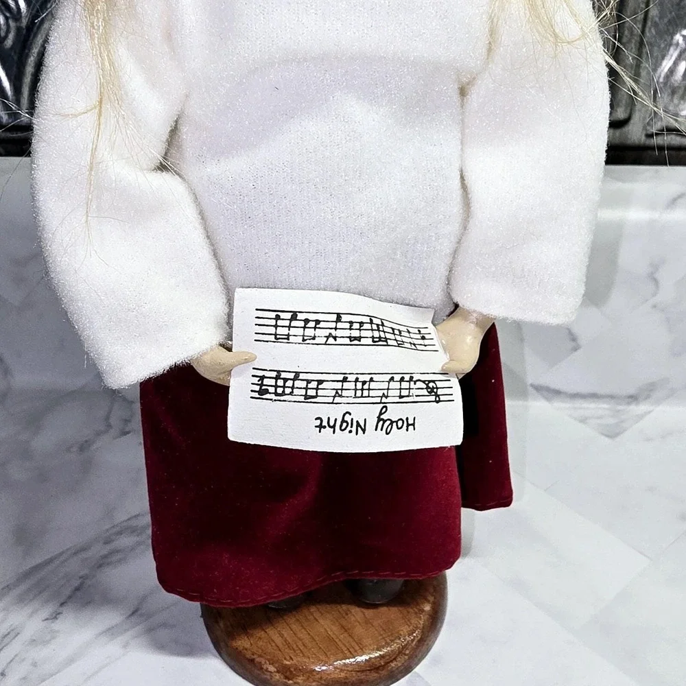 Vtg Old World Style Christmas Caroler Girl Figurine‎ Fabric and Wood Base
